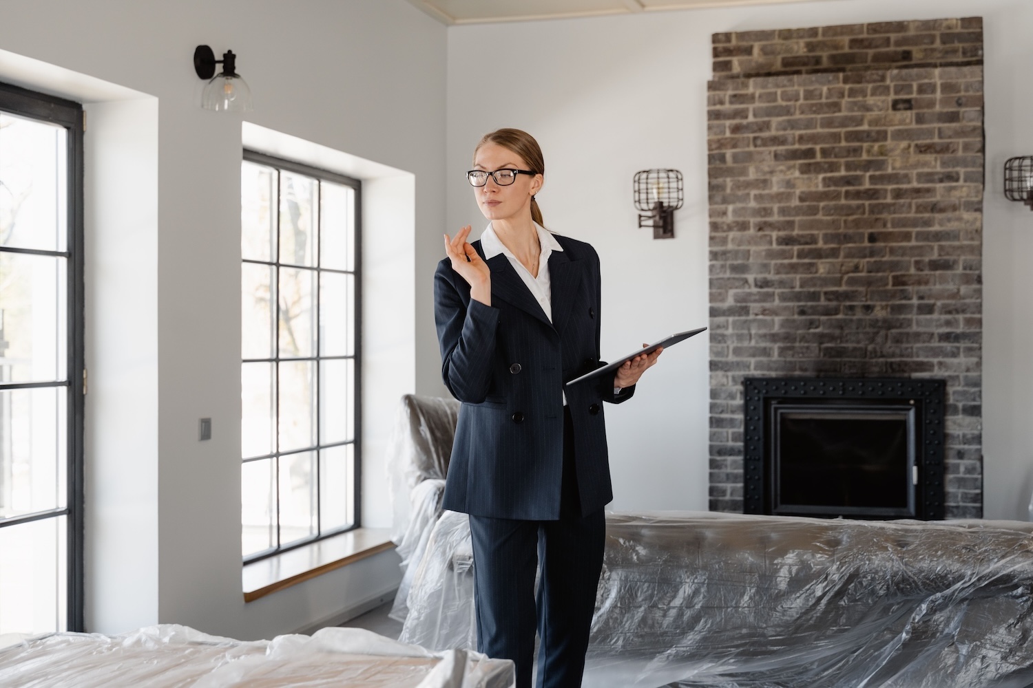 Professional evaluating the condition of a home before a purchase