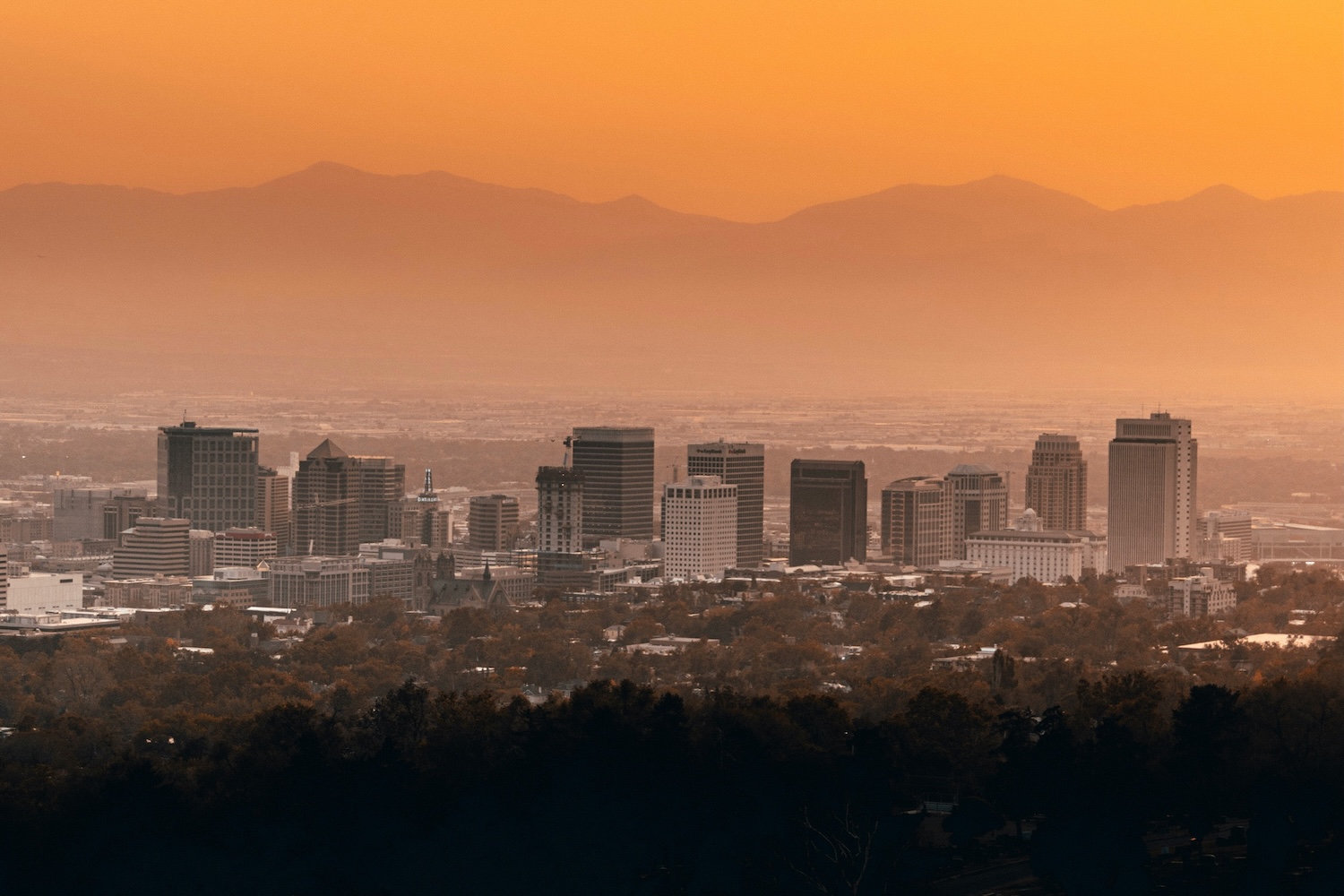 Salt Lake City skyline and mountains during the fall season
